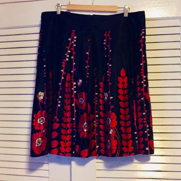 Mossimo pleated skirt - Picture 2 of 5